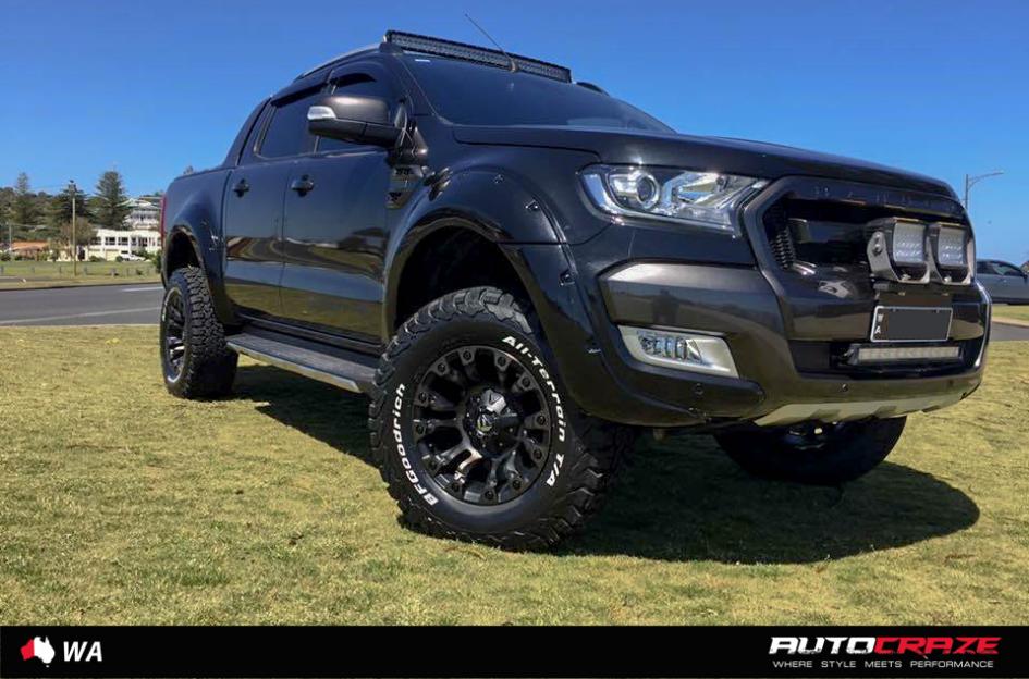 FORD-RANGER-VAPOR-BLACK-MACHINED-WITH-DARK-TINT-6